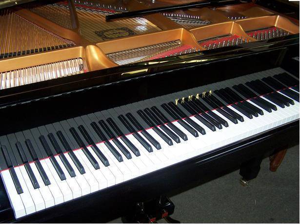Piano de Cola Yamaha C1X de 161 centimetros