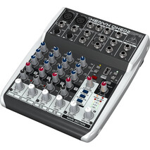 Mezcladora Behringer Modelo QX602MP3