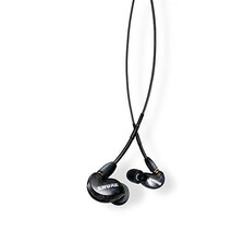 Auriculares negros con cable /control remoto / micrófono, compatible con dispositivos Apple y Android.