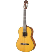 Guitarra Yamaha CG122MS (Tapa de Cedro)